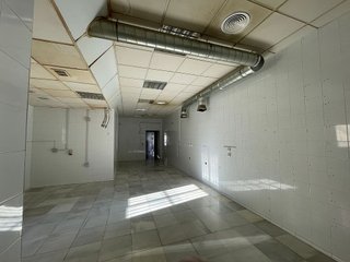 Local comercial en alquiler en Olivares