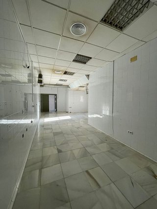 Local comercial en alquiler en Olivares