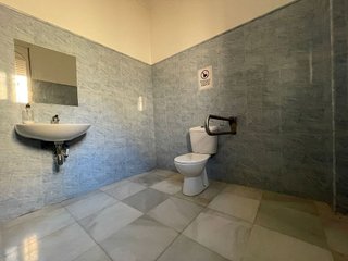 Local comercial en alquiler en Olivares