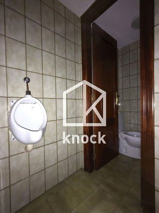 Local comercial en venta en Natahoyo en Gijón