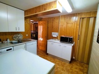 Casa adosada en venta en Velilla de San Antonio