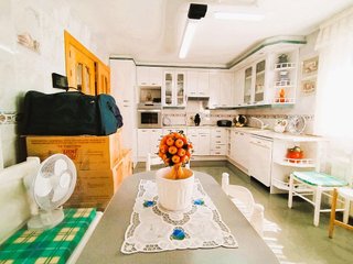 Casa adosada en venta en Velilla de San Antonio