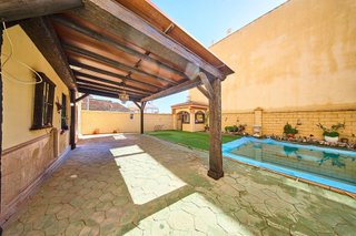 Chalet en venta en Illora