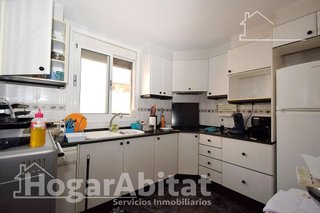 Piso en venta en Monserrat