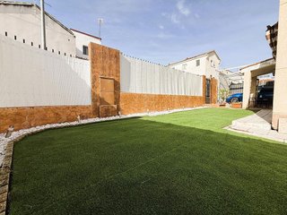 Casa pareada en venta en Loeches