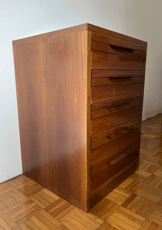 Cassettiera vintage in legno
