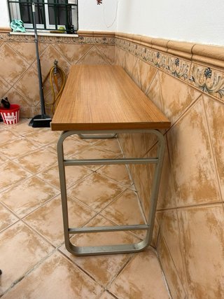 Mesa escritorio madera y metal