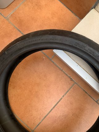 Neumático Dunlop Sportmax GPR-300F 120/60ZR17 55W
