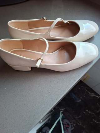 Zapatos Zara Talla 38 Beige/Blanco