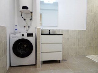 Piso en venta en La Goleta - San Felipe Neri en Málaga
