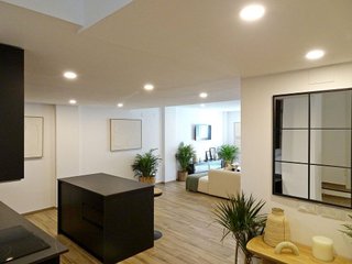 Piso en venta en La Goleta - San Felipe Neri en Málaga