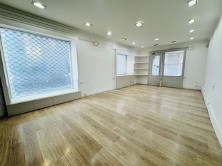 Local comercial en alquiler en Centre en Figueres