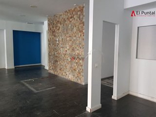 Local comercial en alquiler en Centro - Ayuntamiento en Santander