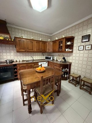 Chalet en venta en Carmona