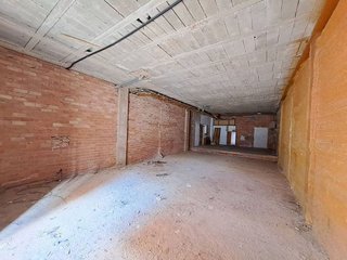 Local comercial en venta en Gamonal en Burgos