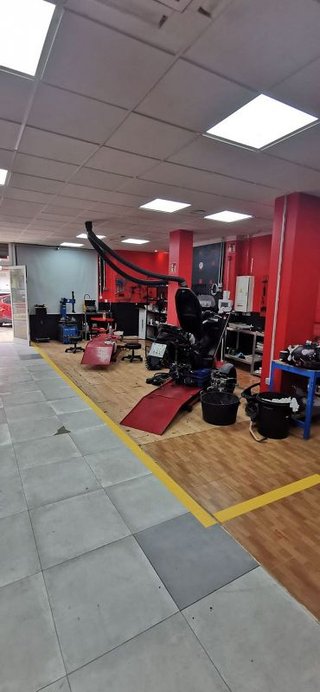 Local comercial en venta en Catarroja