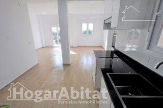 Piso en venta en Nou Moles en Valencia