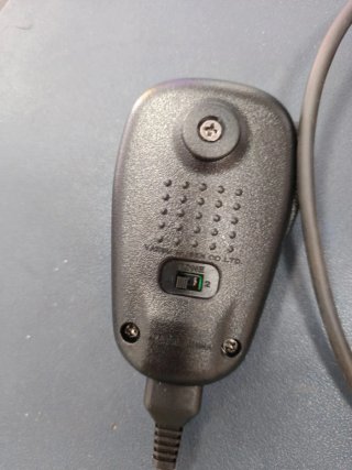 Altavoz Emisora Negro