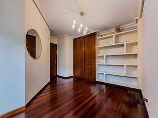 Piso en venta en Valdenoja - La Pereda en Santander