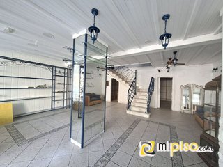 Local comercial en venta en Centro en Laredo