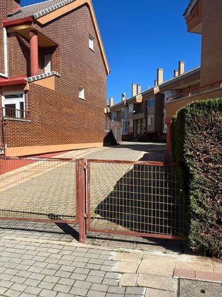 Dúplex en venta en Cistérniga