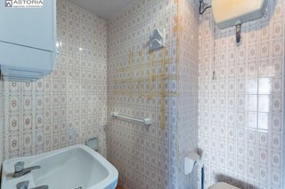 Piso en venta en Polígono Cartuja – La Paz en Granada