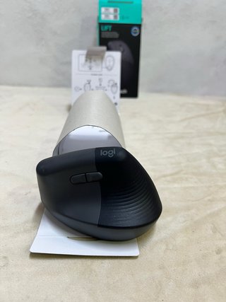 Logitech Lift Ratón Ergonómico Vertical