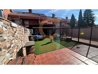 Casa adosada en venta en Cubas de la Sagra