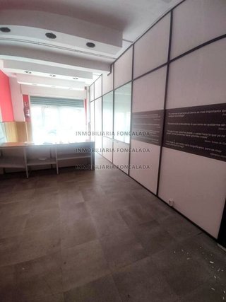 Local comercial en alquiler en Milán - Pumarín - Teatinos en Oviedo