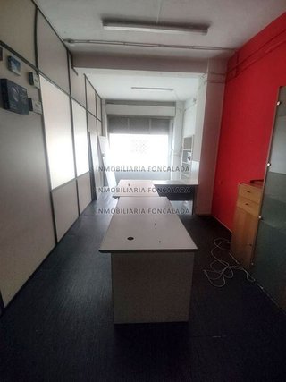 Local comercial en alquiler en Milán - Pumarín - Teatinos en Oviedo