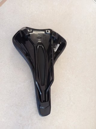 Sillín Prologo Akero AGX Negro 155