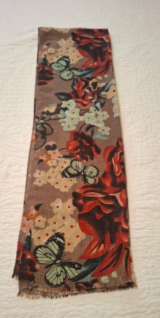 Pañuelo Sfera  Colección Flores y Mariposas