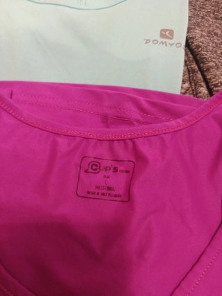 Conjunto Domyos: 2 Camisetas y Mallas