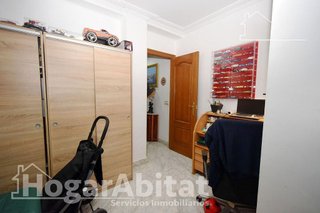 Piso en venta en Zona Avenida al Vedat en Torrent