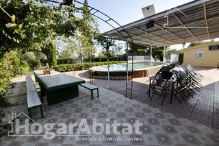Chalet en venta en La Conarda-Montesano en Bétera