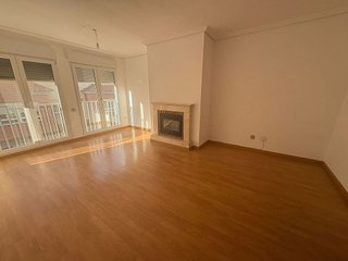 Piso en venta en Piscinas en Villarreal