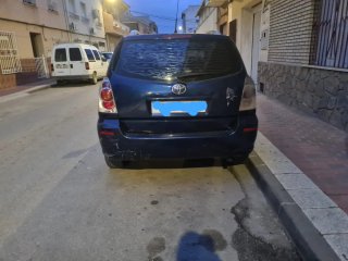 Toyota Corolla Verso 2005