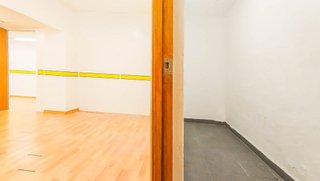 Local comercial en alquiler en Ensanche en Pamplona