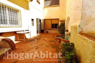 Chalet en venta en Centro en Chiva