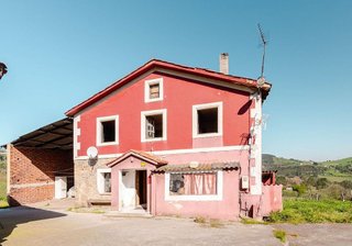 Chalet en venta en Llanera