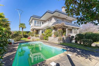 Chalet en venta en Porriño (O)