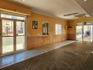Local comercial en venta en Oliva pueblo en Oliva