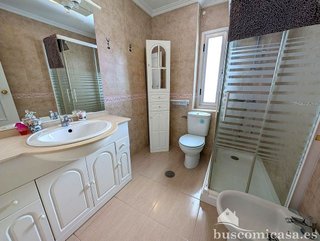 Piso en venta en Linares