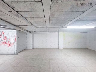 Local comercial en venta en Casco Antiguo en Huesca