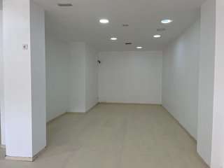 Local comercial en venta en Instituts - Universitat en Lleida