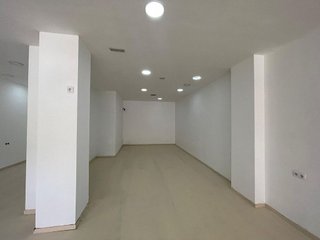 Local comercial en venta en Instituts - Universitat en Lleida