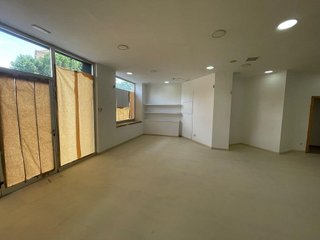 Local comercial en venta en Instituts - Universitat en Lleida