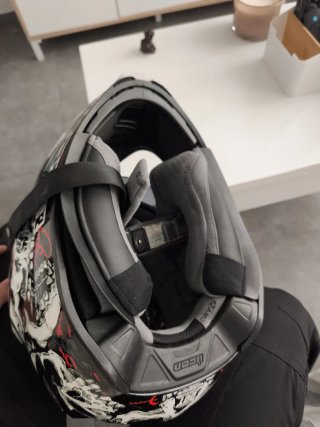 Casco Moto Icon Negro Rojo