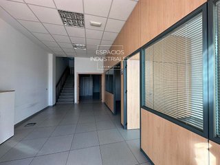 Nave industrial en alquiler en Cuevas - Ilustración en Ciempozuelos