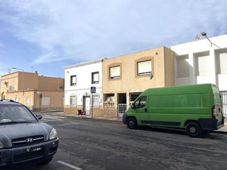 Casa adosada en venta en Roquetas Centro en Roquetas de Mar